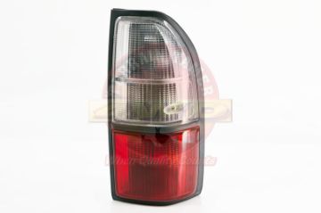 LENS & BODY R/H REAR TAIL LAMP