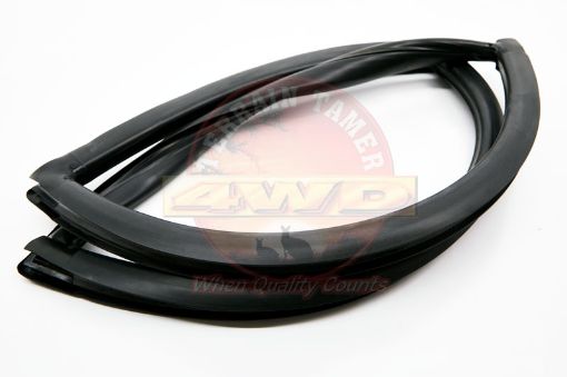 WEATHERSTRIP BACK DOOR GLASS L/H