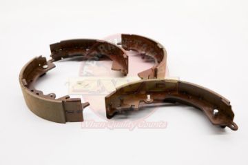 REAR BRAKE SHOE KIT