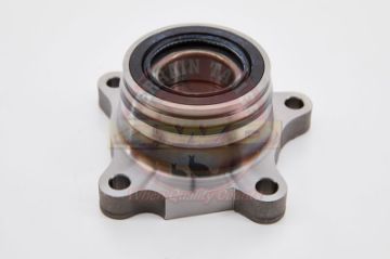 HUB & BRG ASSY REAR R/H WITHOUT ABS